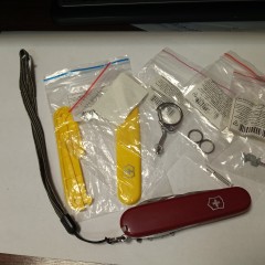 Передняя накладка для ножей VICTORINOX C.3608.3.10